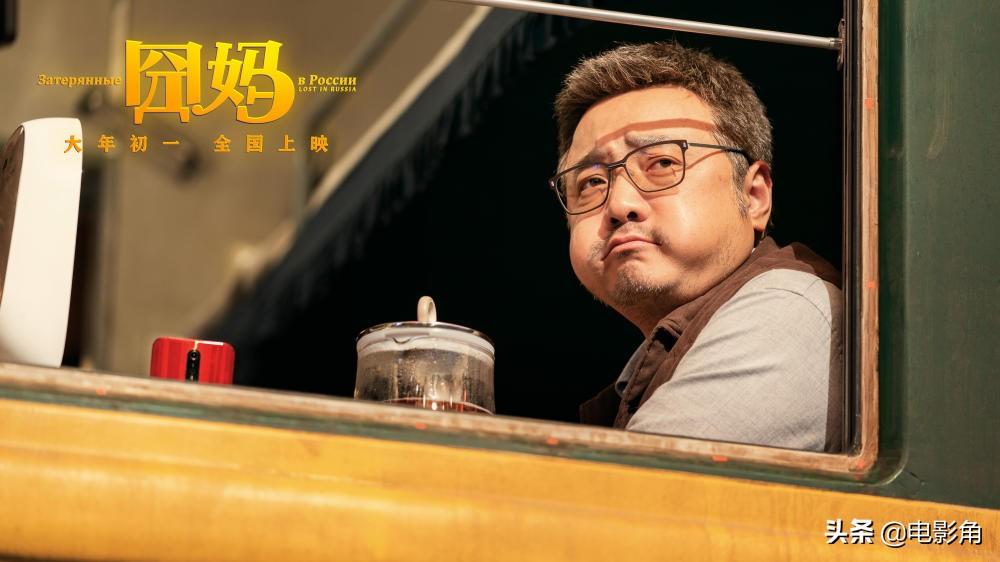 最新护照背面展现科技革新，开启未来之旅体验