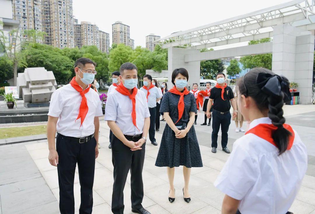 白马湖公园最新，一段温馨的游园日常体验