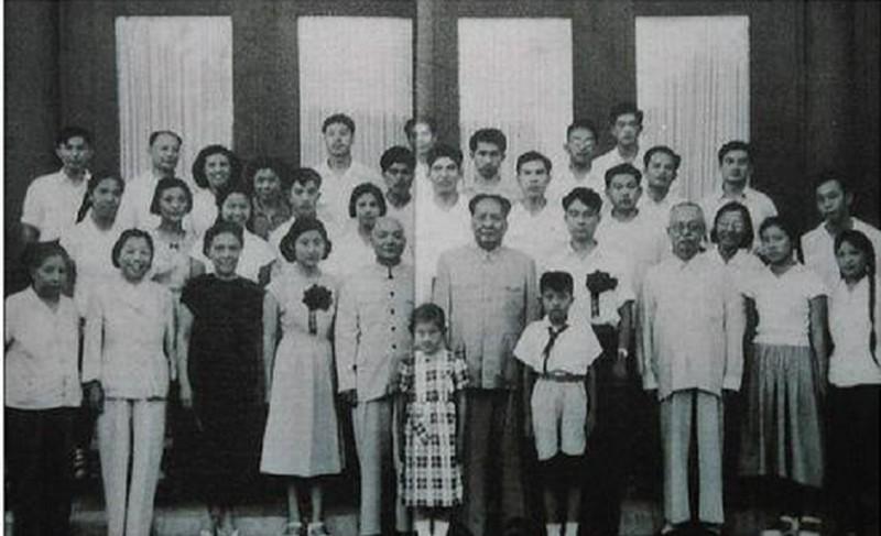 友谊最新动态揭秘，现代人际关系演变及其深远影响