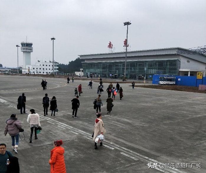 南充机场最新消息，一种观点的深度解析及其影响