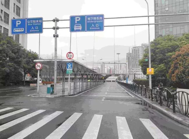 上海停车新收费标准揭秘，小巷特色小店停车指南