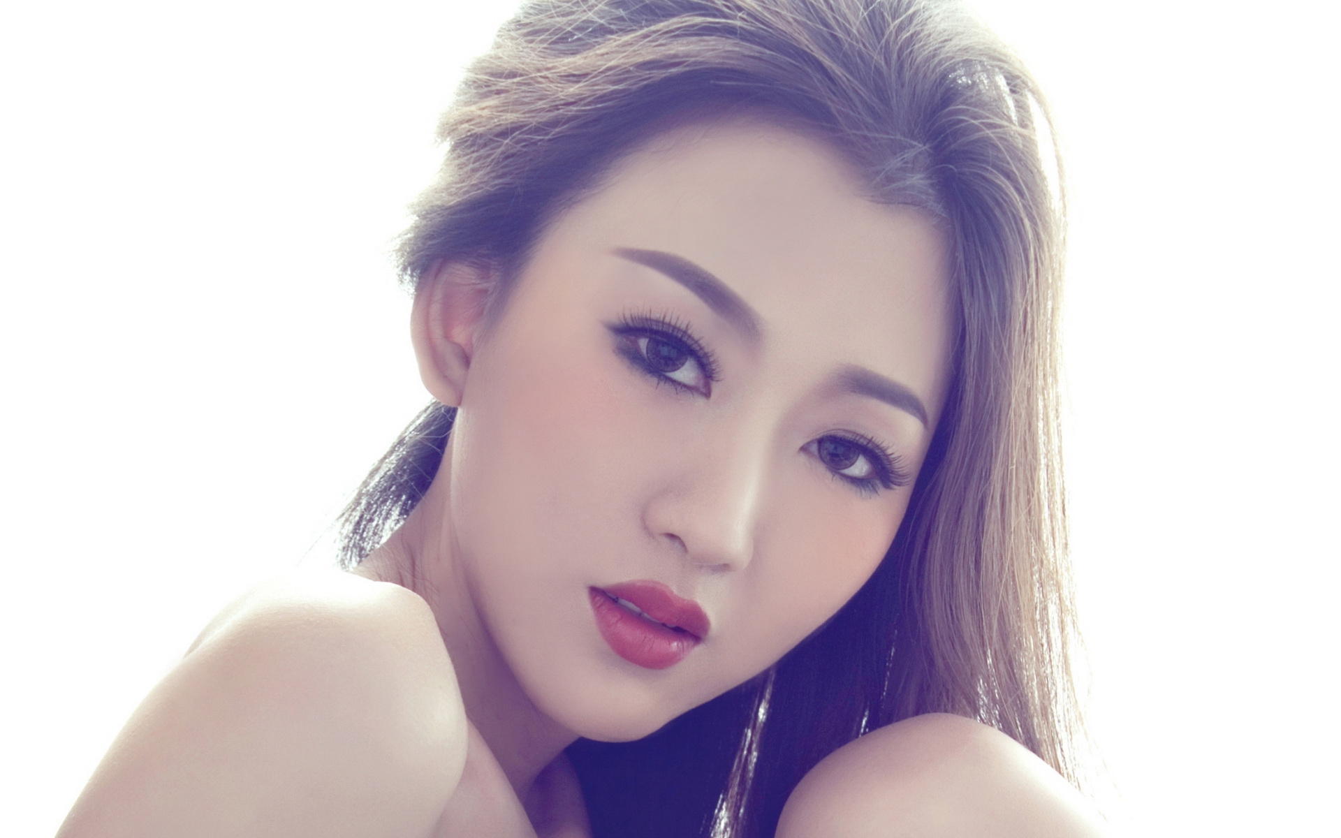 娜依灵儿最新探索之旅，自然美景中的心灵寻觅与平和之境